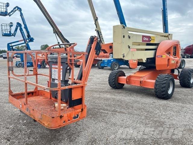 JLG 450AJ Zglobne podizne platforme
