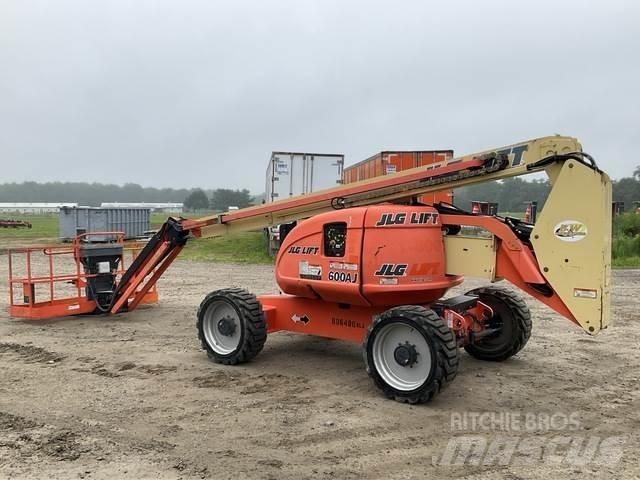 JLG 600AJ Zglobne podizne platforme