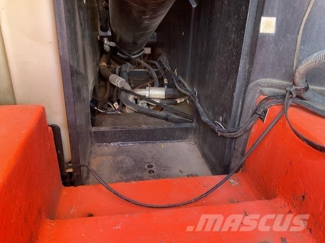 JLG 600AJ Zglobne podizne platforme