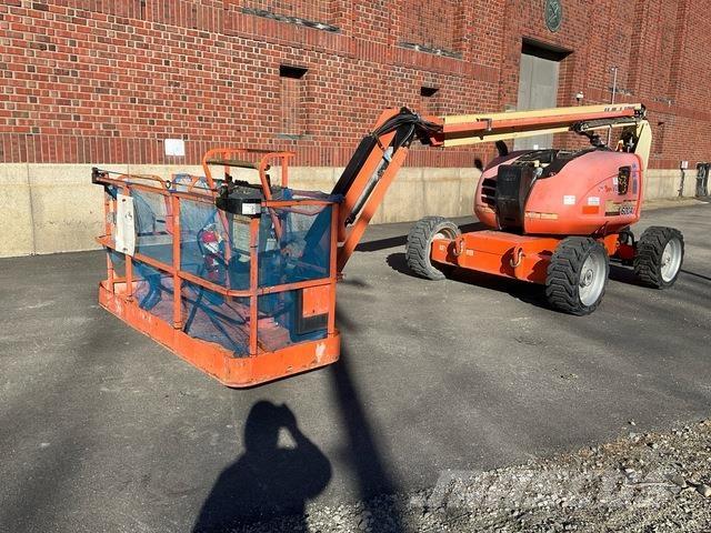 JLG 600AJ Zglobne podizne platforme