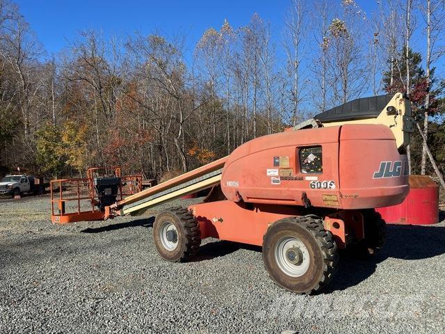 JLG 600S Teleskopske podizne platforme