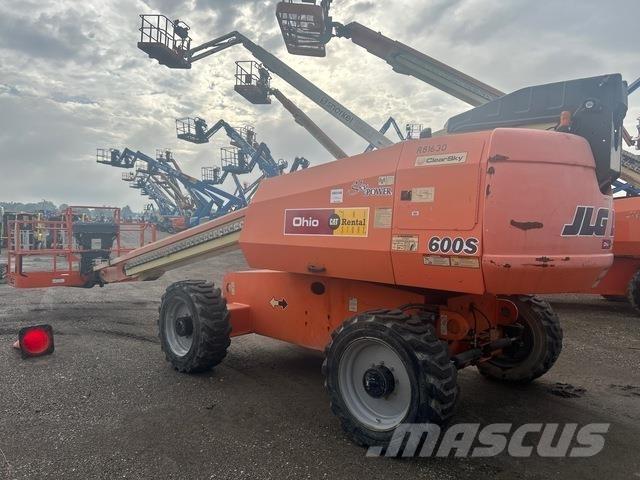 JLG 600S Teleskopske podizne platforme