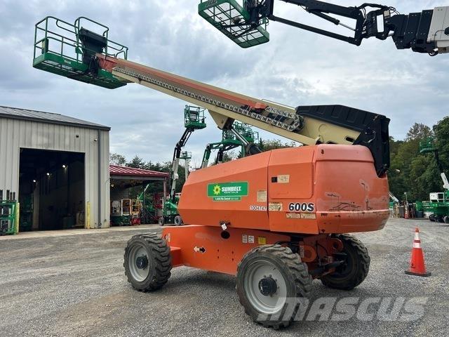 JLG 600S Teleskopske podizne platforme