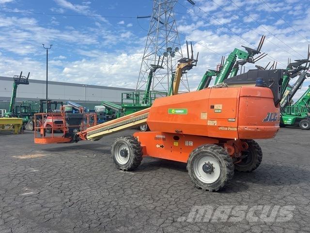 JLG 600S Teleskopske podizne platforme