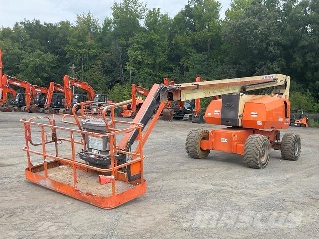 JLG 800AJ Zglobne podizne platforme