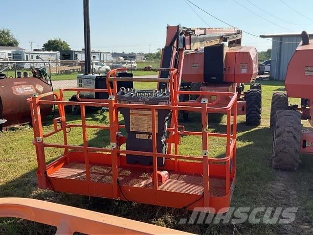 JLG 800AJ Zglobne podizne platforme