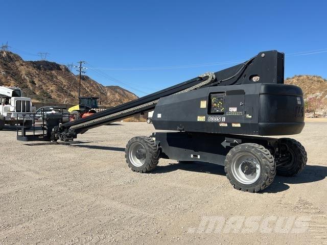 JLG 800S Teleskopske podizne platforme