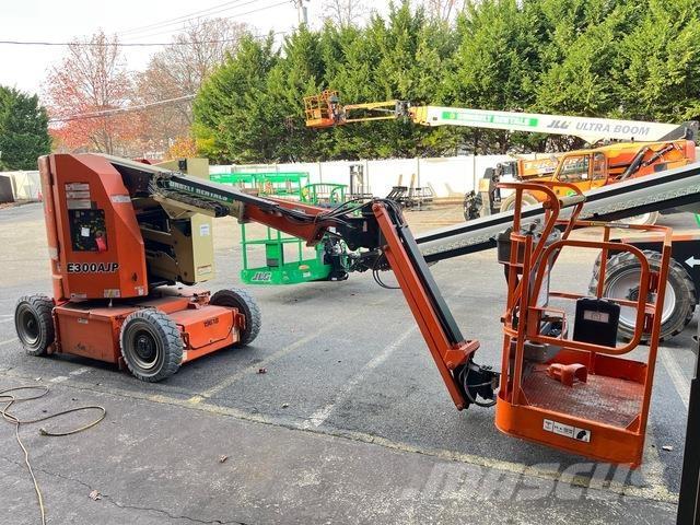 JLG E300 AJP Zglobne podizne platforme