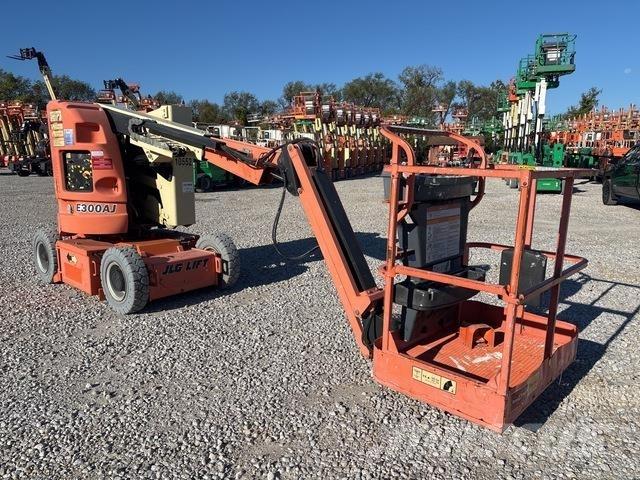 JLG E300AJ Zglobne podizne platforme