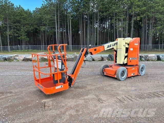 JLG E300AJP Zglobne podizne platforme