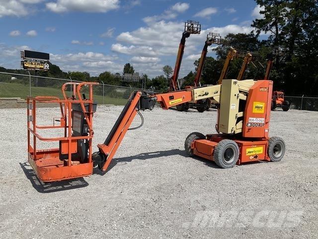 JLG E300AJP Zglobne podizne platforme
