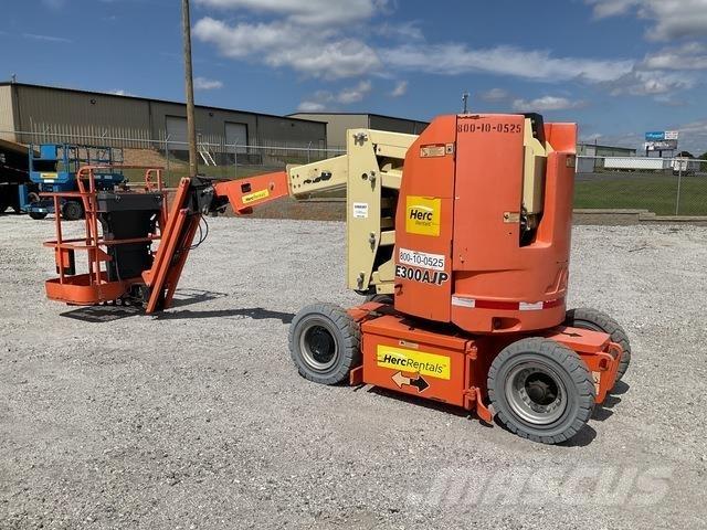 JLG E300AJP Zglobne podizne platforme