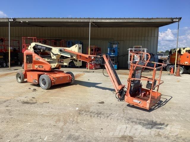 JLG E400AJPN Zglobne podizne platforme