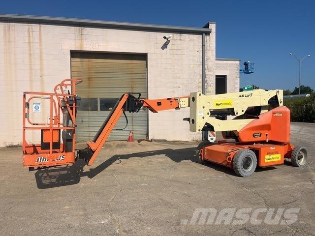 JLG E400AJPN Zglobne podizne platforme