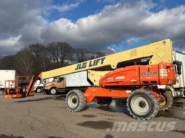 JLG E600JP Zglobne podizne platforme