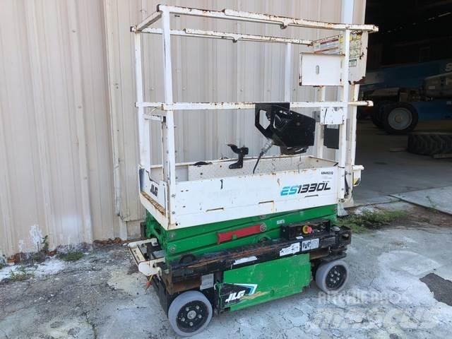 JLG ES1330L Škaraste platforme