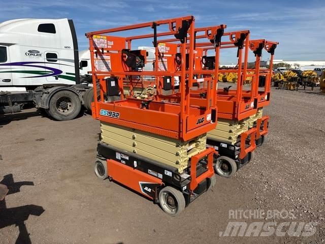 JLG ES1932 Škaraste platforme
