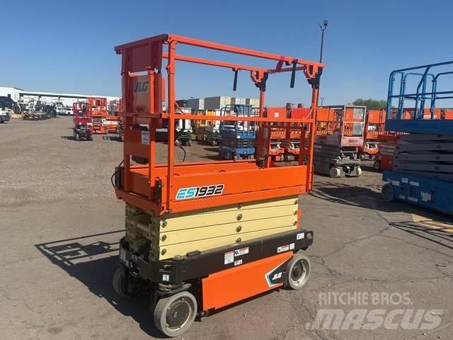 JLG ES1932 Škaraste platforme