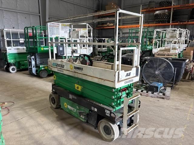 JLG ES2632 Škaraste platforme