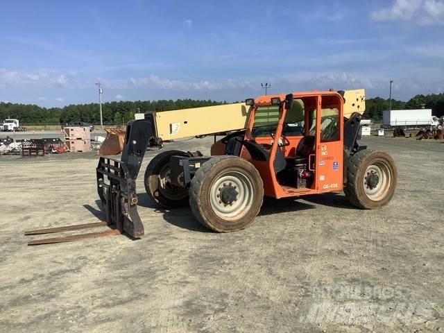 JLG G6-42A Teleskopski viličari
