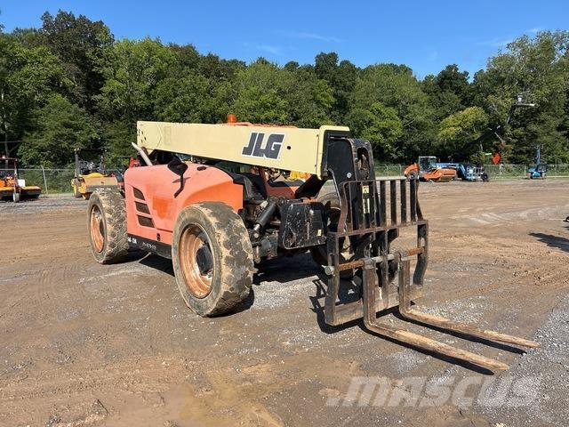 JLG G6-42A Teleskopski viličari
