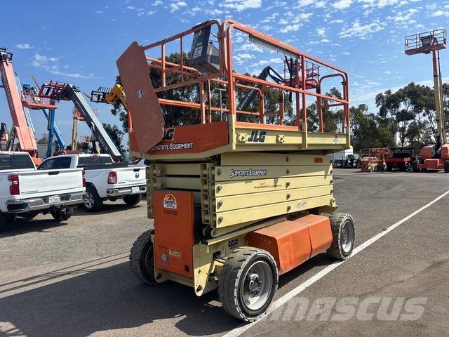 JLG M4069 Škaraste platforme