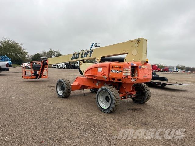 JLG M600JP Zglobne podizne platforme