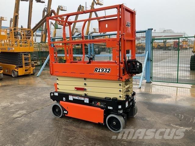 JLG R1932 Škaraste platforme