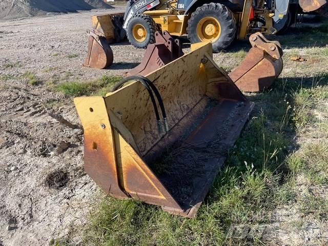 John Deere  Utovarni rovokopači