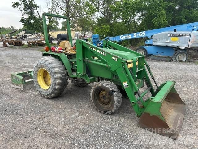 John Deere  Kompaktni (mali) traktori