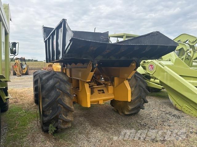 John Deere 640 Skideri