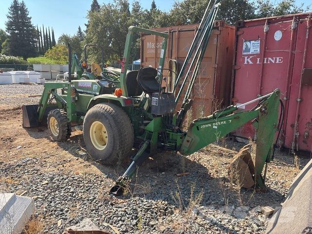 John Deere 790 Kompaktni (mali) traktori