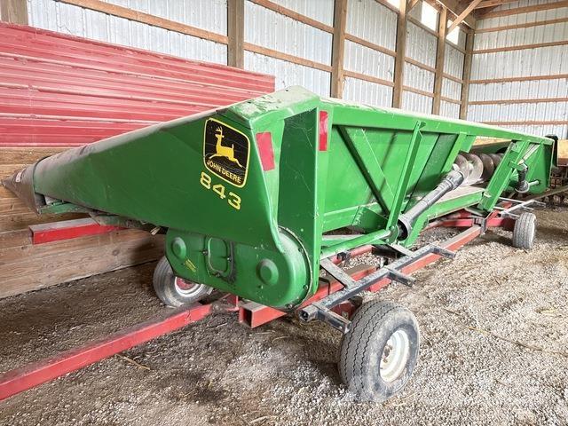 John Deere 843 Građevinarstvo – ostalo