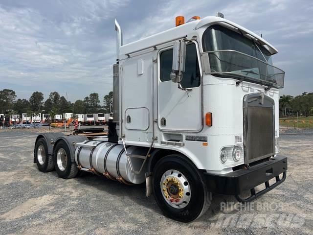 Kenworth K104 Traktorske jedinice