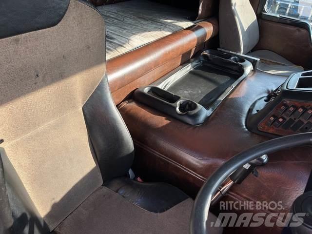Kenworth K104 Traktorske jedinice