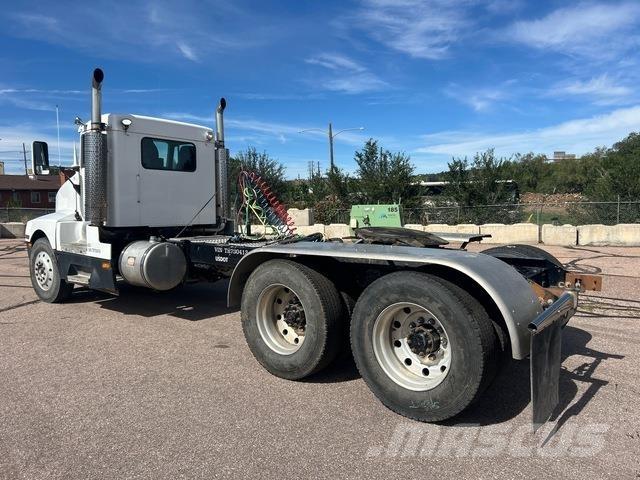 Kenworth T600 Traktorske jedinice