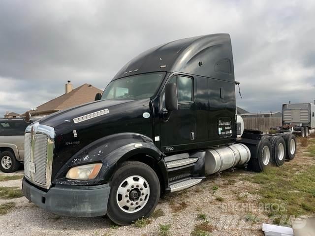 Kenworth T700 Traktorske jedinice