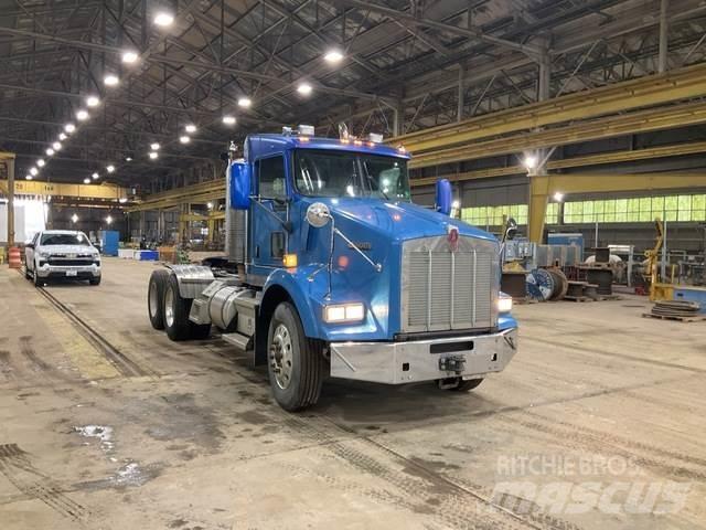 Kenworth T800 Traktorske jedinice