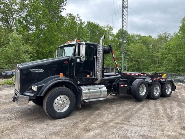 Kenworth T800 Rol kiper kamioni s kukama za dizanje