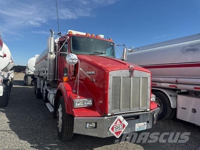 Kenworth T800 Kamioni cisterne