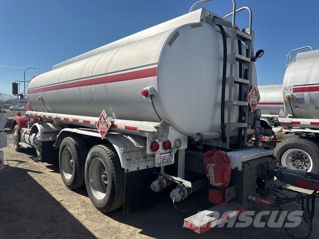 Kenworth T800 Kamioni cisterne