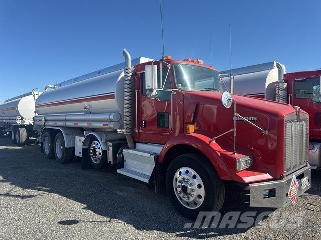 Kenworth T800 Kamioni cisterne