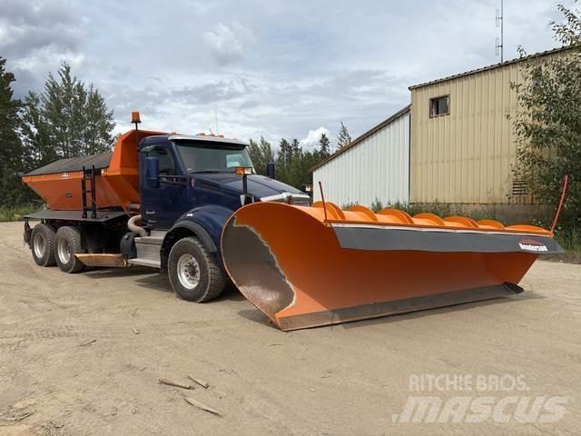 Kenworth T880 Sniježne daske i  plugovi