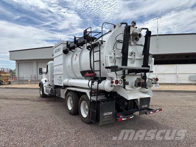 Kenworth T880 Bageri gusjeničari