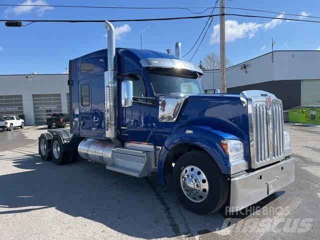 Kenworth W990 Traktorske jedinice