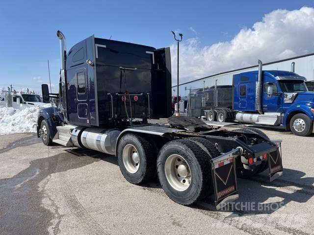 Kenworth W990 Traktorske jedinice