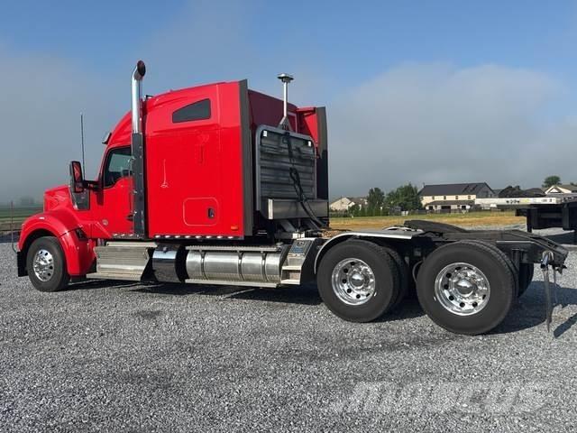 Kenworth W990 Traktorske jedinice