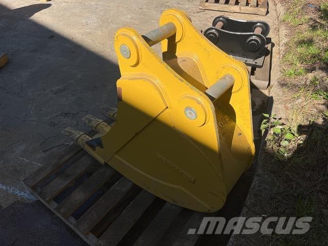 Komatsu  Kašike / Korpe