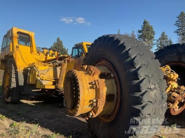 Komatsu 330M Zglobni demperi
