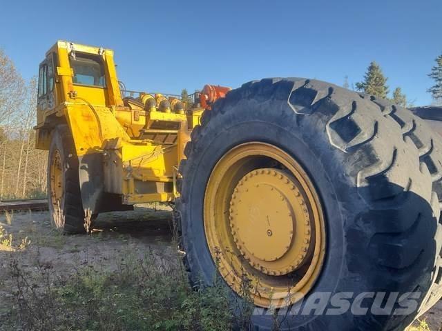 Komatsu 330M Zglobni demperi